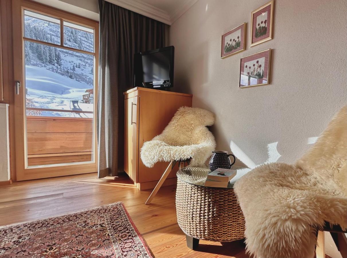 Haus Wallis By Stayfritz - Ski-In Ski-Out Zimmer 'Garni' Am Arlberg Warth  Eksteriør bilde